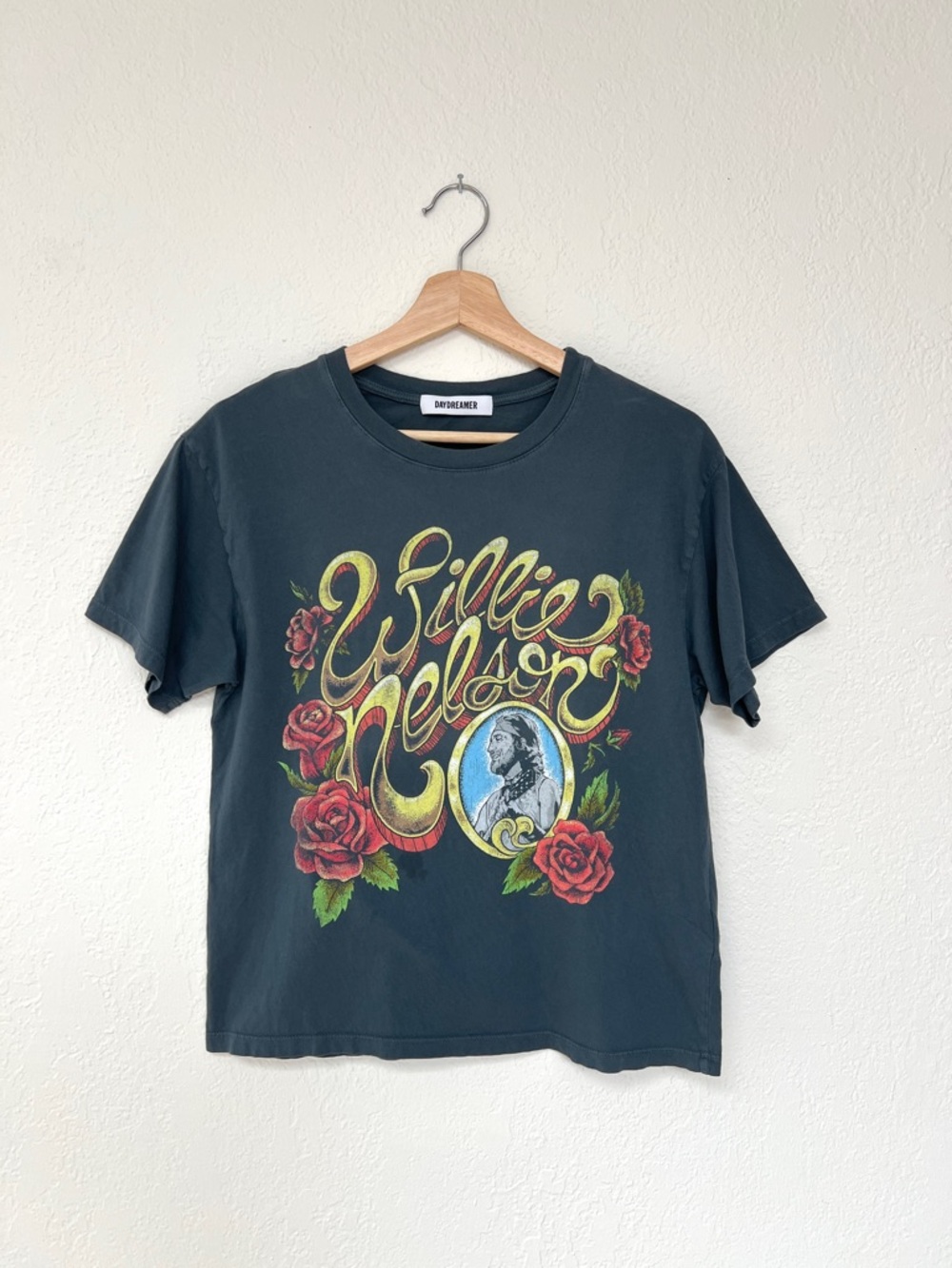 DAYDREAMER willie nelson concert tee / country western / size XS
